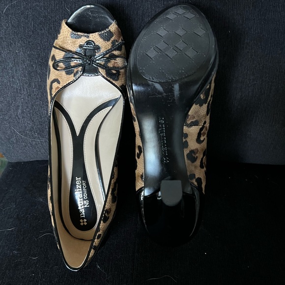Leopard & Black Patent Heels Size 9.5 - Picture 5 of 5